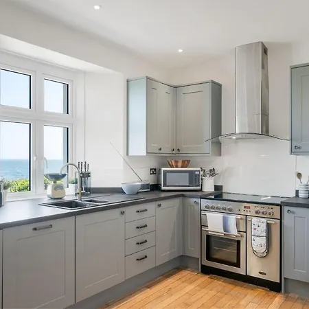 Apartment 1 The Old Signal House, Penlee Point Torpoint