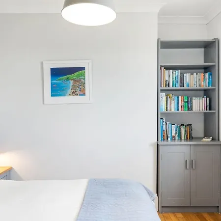1 The Old Signal House, Penlee Point Apartment